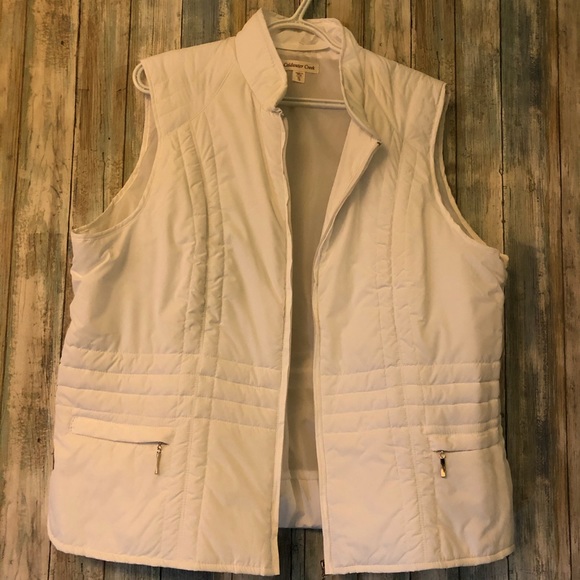NWOT Light Puffy Vest - Picture 1 of 5